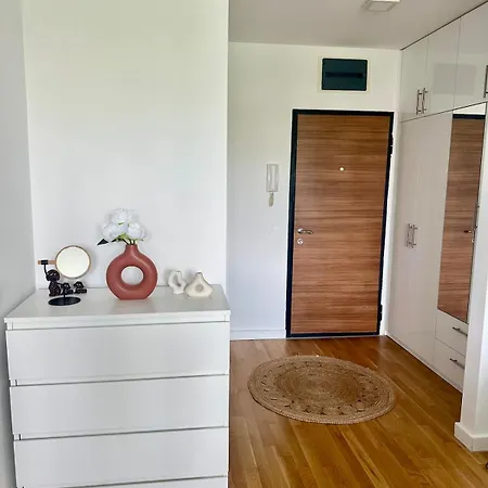 Cozy Flat In & Olympic Hall View Apartman